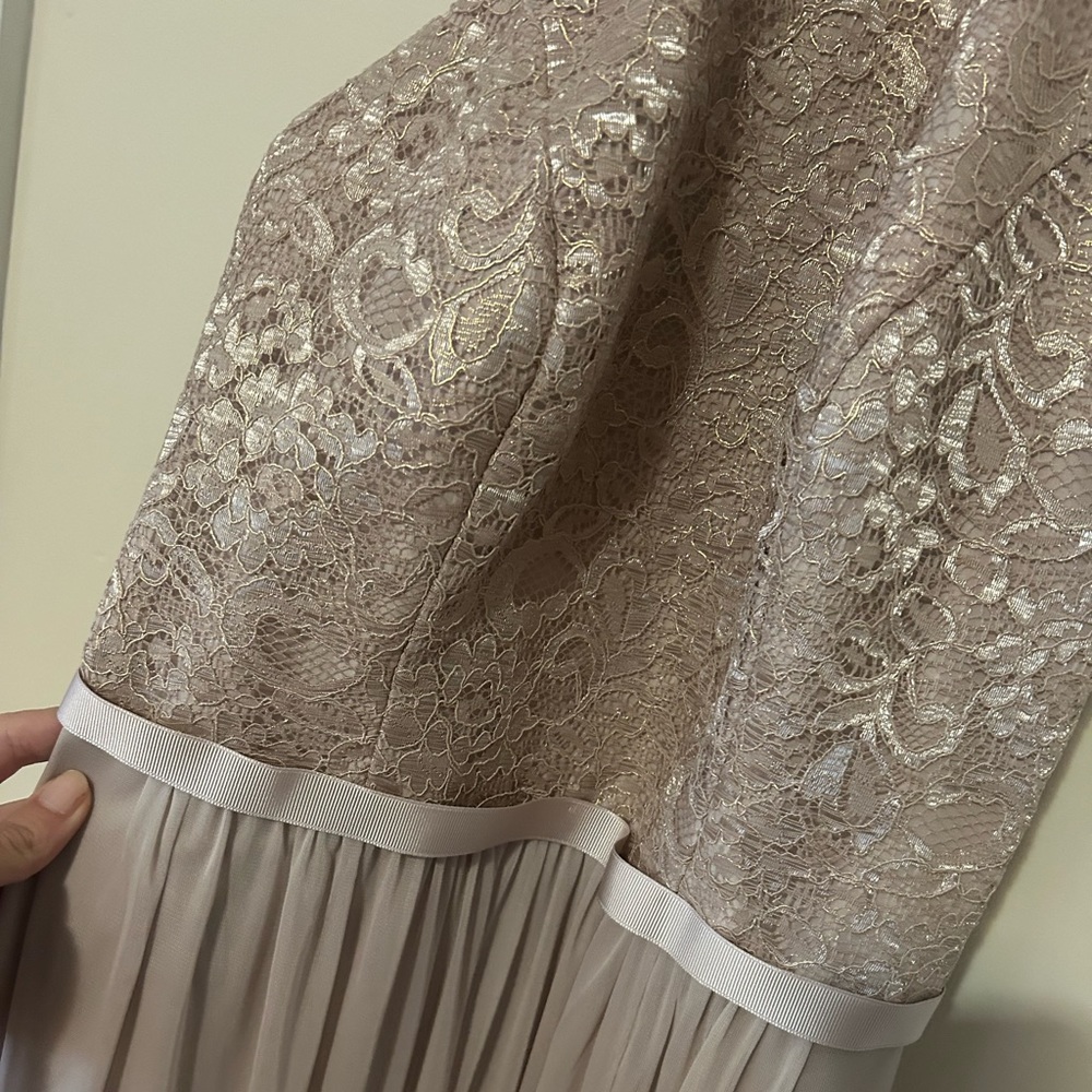 Formal dress - Picture 2 of 4